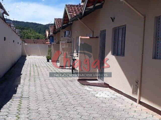 #1886 - Casa em condomínio para Venda em Caraguatatuba - SP